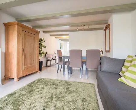 מלון Short Group Carre