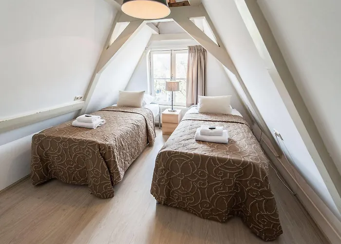 Short Group Carre Ámsterdam