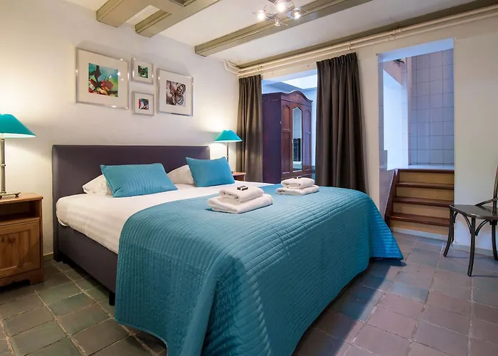 Short Group Carre Hotel Ámsterdam