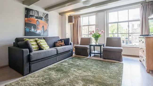 Hotel Short Group Carre *