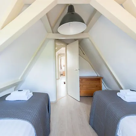 Hotel Short Group Carre *