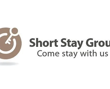 Short Group Carre Hotel *